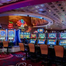 on14 Real Dealers, Real Tables, Real Time